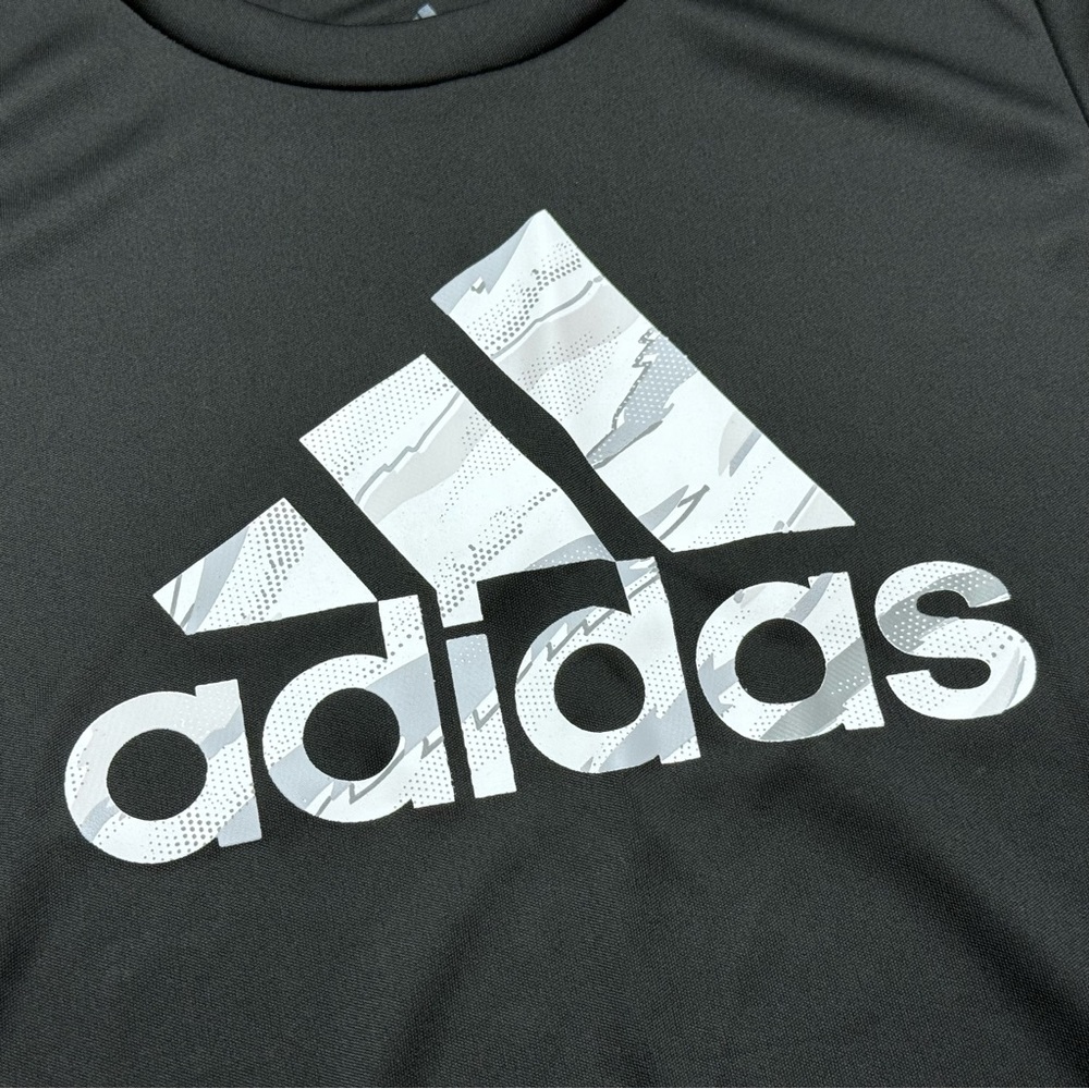 Adidas size 5 short set - Picture 2 of 3